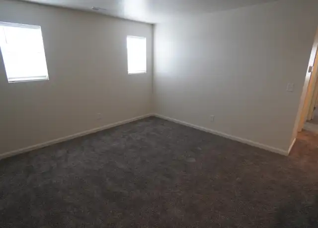 Property at 4582 W 1100 S, Clearfield, UT, 84015, 4 beds, 2.5 baths, [object Object]