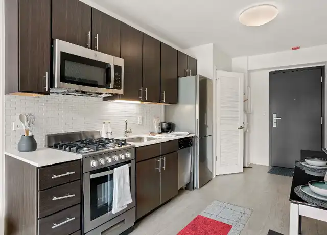 Property at 160 W Superior St, Chicago, IL, 60654, 0 beds, 1 bath, [object Object]