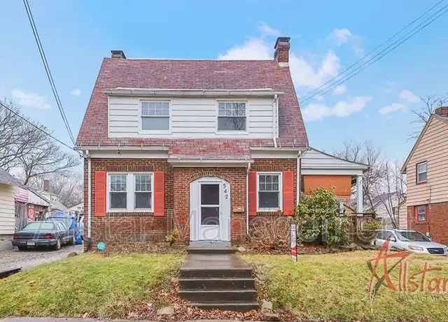 Property at 542 Lindell St, Akron, OH, 44305, 2 beds, 1 bath, [object Object]