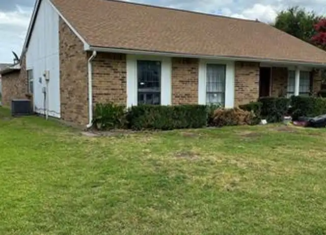 Property at 902 Maydelle Ln, Garland, TX, 75042, 3 beds, 2 baths, [object Object]