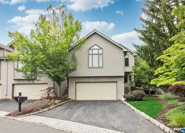 Property at 812 Hemlock Ct, Norwood, NJ, 07648, 4 beds, 3.5 baths, [object Object]