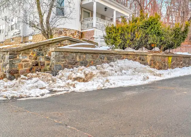 Property at 197 Chestnut Ave Unit 3, Waterbury, CT, 06710, 3 beds, 1 bath, [object Object]