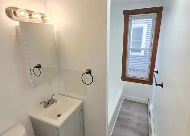 Property at 87 Manville Rd, Woonsocket, RI, 02895, 1 bed, 1 bath, [object Object]