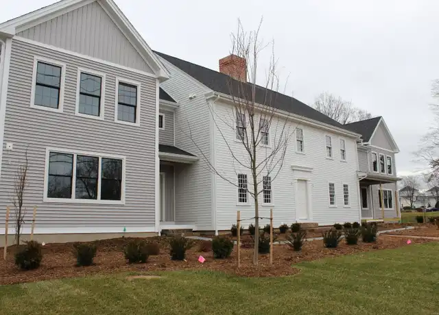 Property at 2610 Main St #4, Glastonbury, CT, 06033, 2 beds, 2.5 baths, [object Object]