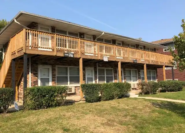 Property at 1940 Mark Ave, Elgin, IL, 60123, 0 beds, 1 bath, [object Object]