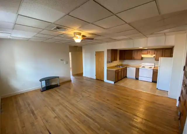 Property at 32 W King St Unit 13, York, PA, 17401, 2 beds, 1 bath, [object Object]