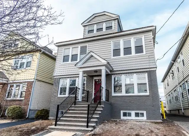 Property at 943 Pennington St Unit 1R, Elizabeth, NJ, 07202, 3 beds, 1 bath, [object Object]
