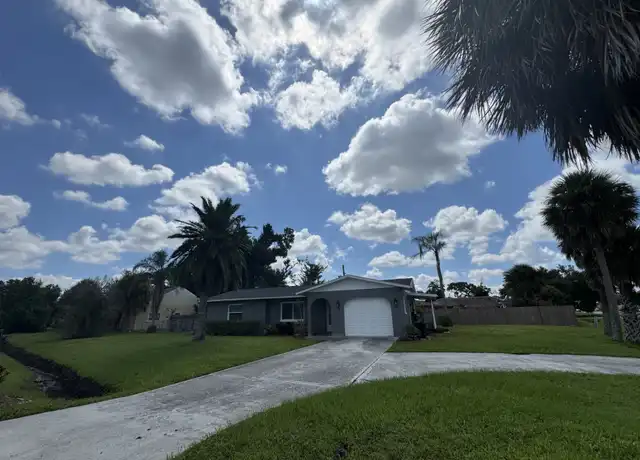 Property at 116 Morningside Dr, Sarasota, FL, 34236, 3 beds, 2 baths, [object Object]