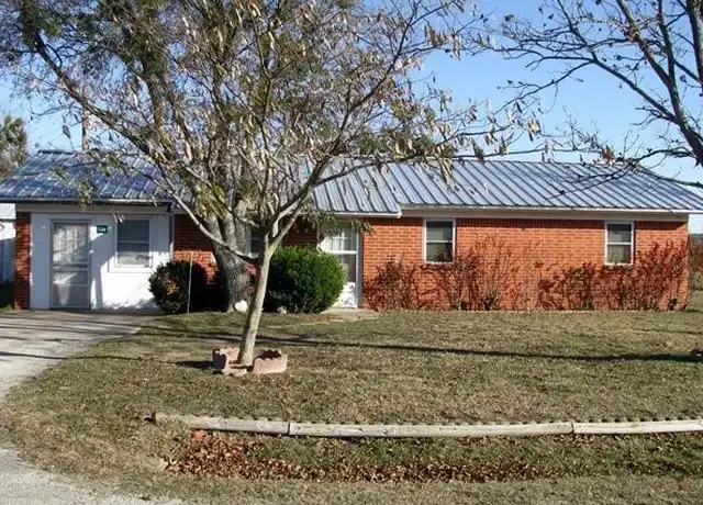 Property at 234 Putnam St, Evant, TX, 76525, 2 beds, 1 bath, [object Object]