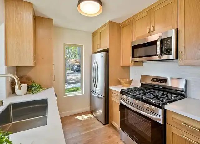 Property at 10718 Dabney Dr, San Diego, CA, 92126, 1 bed, 1 bath, [object Object]