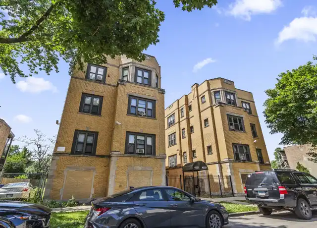 Property at 4035 W Gladys Ave Unit 3N, Chicago, IL, 60624, 2 beds, 1 bath, [object Object]
