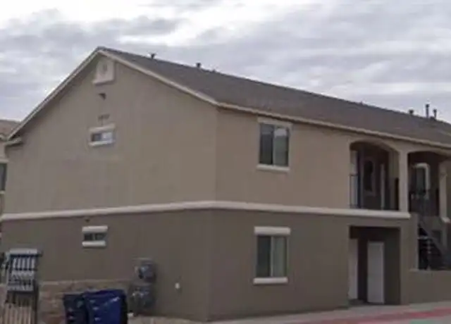 Property at 14304 Gil Reyes Dr Unit D, El Paso, TX, 79938, 2 beds, 1 bath, [object Object]