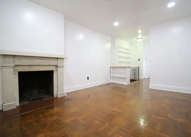 Property at 404 S 9th St Unit 1M, Philadelphia, PA, 19147, 1 bed, 1 bath, [object Object]