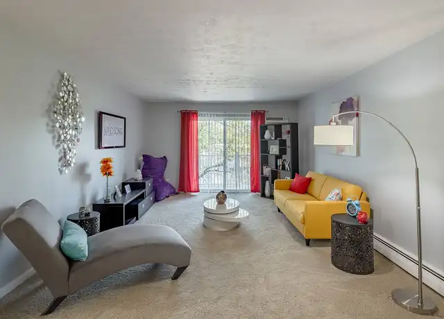 Property at The Wind Song Apartments - 860 Walton Blvd, Pontiac, MI, 48340, 2 beds, 2 baths, [object Object]