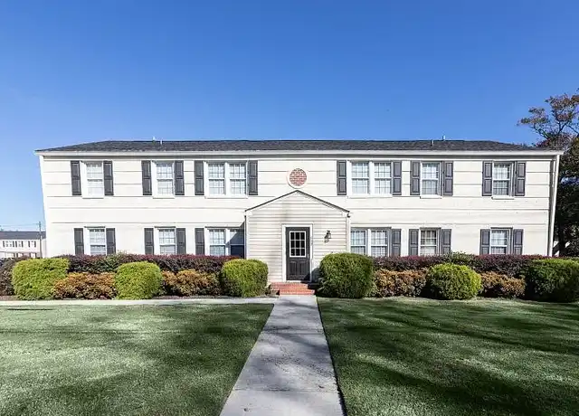Property at Sewells Park Apartments - 408 W Little Creek Rd, Norfolk, VA, 23505, 1 bed, 1 bath, [object Object]