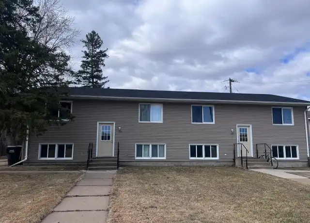 Property at 114 17th Ave E Unit B, Menomonie, WI, 54751, 5 beds, 2 baths, [object Object]