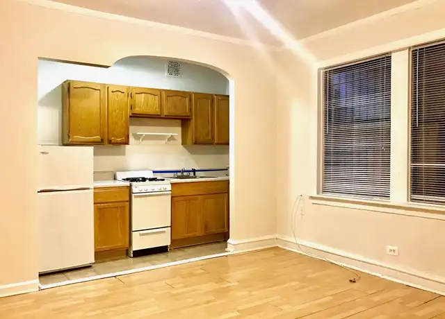 Property at 839 W Sheridan Rd Unit 401, Chicago, IL, 60613, 0 beds, 1 bath, [object Object]