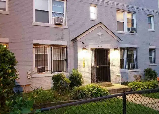 Property at 1251 Penn St NE Unit 1, Washington, DC, 20002, 2 beds, 1 bath, [object Object]