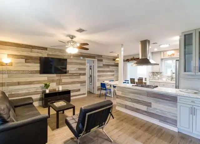 Property at 3039 Grant St, Hollywood, FL, 33021, 3 beds, 2 baths, [object Object]