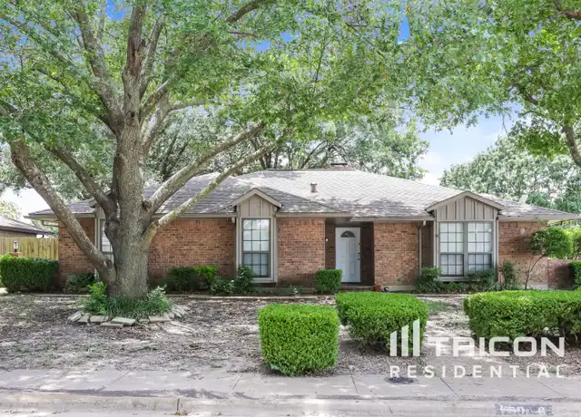 Property at 100 Hacienda Dr, Waxahachie, TX, 75165, 3 beds, 2 baths, [object Object]