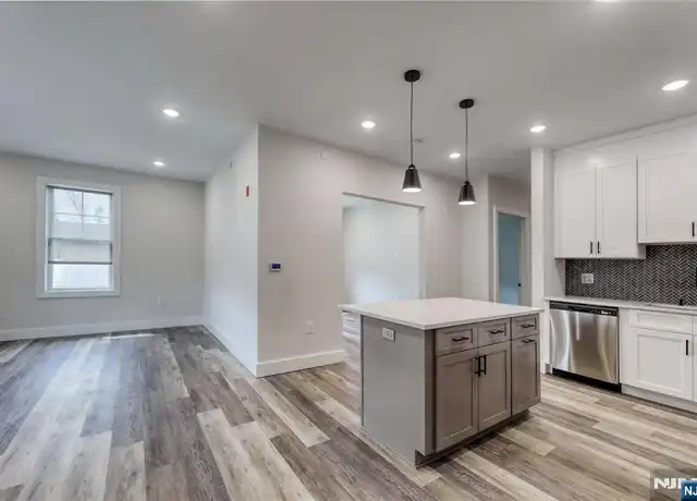 Property at 192 Livingston St Unit 302, Northvale, NJ, 07647, 1 bed, 1 bath, [object Object]