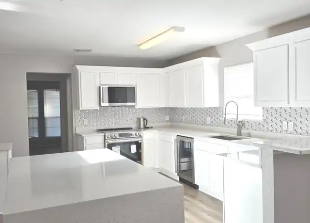 Property at 236 Longhorn Way, Cibolo, TX, 78108, 4 beds, 2.5 baths, [object Object]