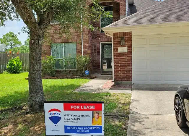 Property at 317 Glade Bridge Ln, Dickinson, TX, 77539, 4 beds, 2.5 baths, [object Object]