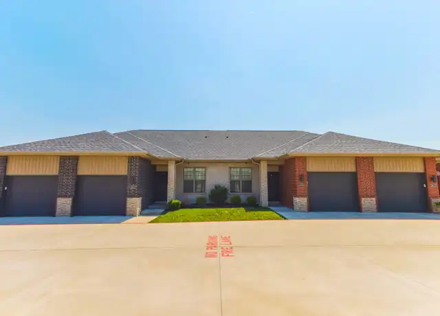 Property at 3037 W Cardinal St Unit 3037 Card QUAD, Springfield, MO, 65810, 2 beds, 2 baths, [object Object]