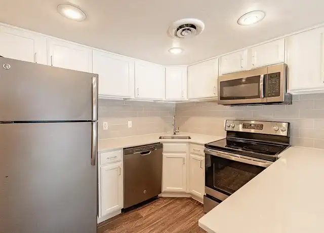 Property at Collins off Colter - 5128 N 15th St, Phoenix, AZ, 85014, 0-2 beds, 1-2 bath, [object Object]