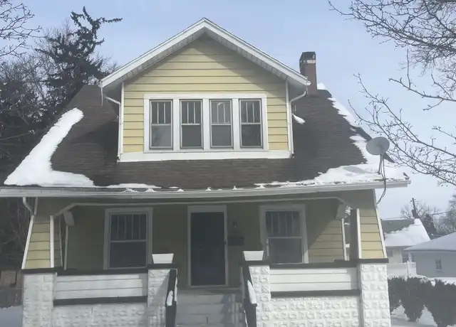 Property at 2806 E High St, Springfield, OH, 45505, 3 beds, 1.5 baths, [object Object]