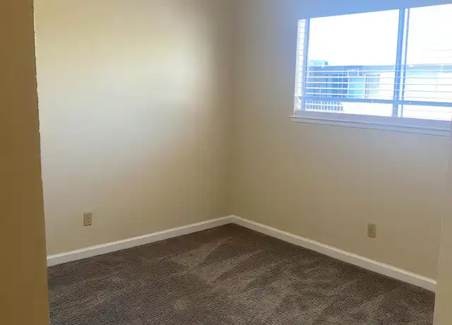 Property at 1143 E Park St Unit 8, Stockton, CA, 95205, 1 bed, 1 bath, [object Object]