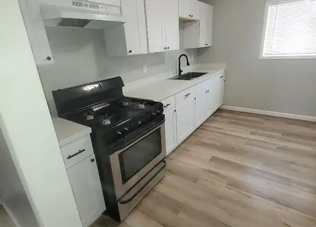 Property at 1423 Mono Dr, Modesto, CA, 95354, 2 beds, 1 bath, [object Object]