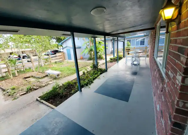 Property at 729 NE 6th St Unit B, Hallandale Beach, FL, 33009, 3 beds, 2.5 baths, [object Object]