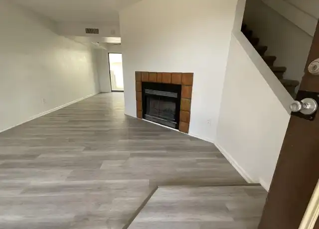 Property at 2815 N 52nd St #5, Phoenix, AZ, 85008, 2 beds, 2 baths, [object Object]
