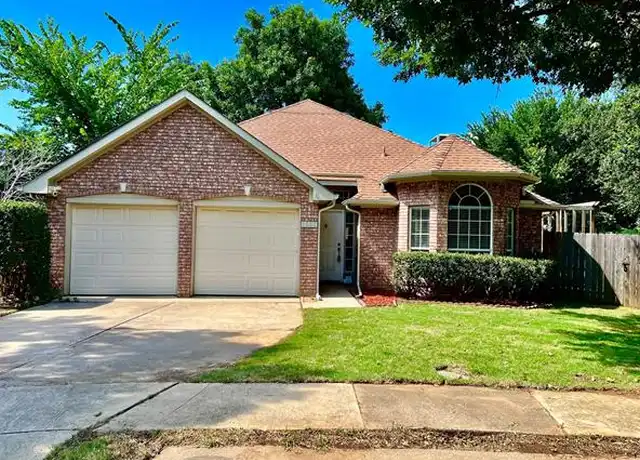 Property at 1800 Quail Hollow Dr, Grapevine, TX, 76051, 3 beds, 2 baths, [object Object]