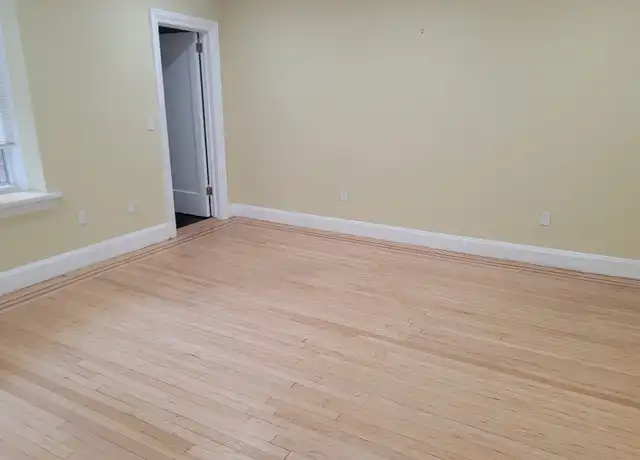 Property at 16 Larchmont Ave Unit 16a, Larchmont, NY, 10538, 1 bed, 1 bath, [object Object]