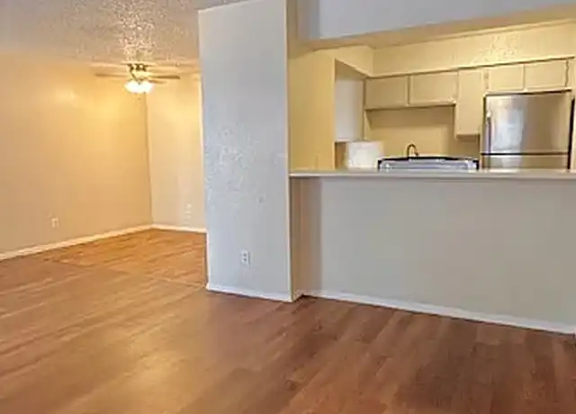 Property at Southland - 2201 W William Cannon Dr, Austin, TX, 78745, 0-1 beds, 1 bath, [object Object]