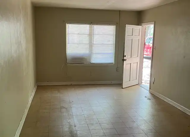 Property at 717 9th Ave, Albany, GA, 31701, 2 beds, 1 bath, [object Object]