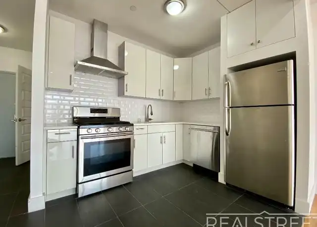 Property at 9002 Queens Blvd Unit 512, Flushing, NY, 11373, 0 beds, 1 bath, [object Object]