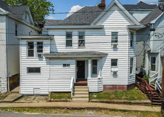 Property at 405 Forest Ave Unit B, Morgantown, WV, 26505, 3 beds, 2 baths, [object Object]