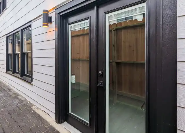 Property at 2306 Addison Rd Unit A, Houston, TX, 77030, 1 bed, 1 bath, [object Object]