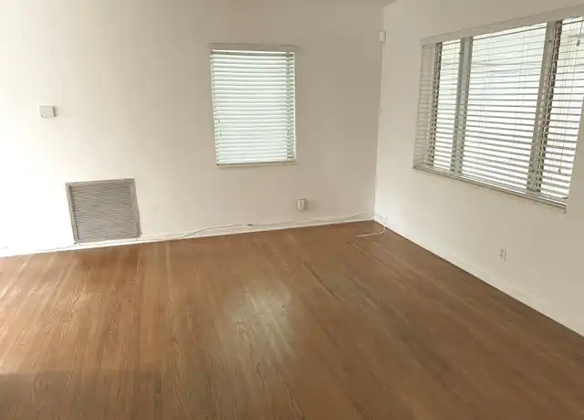 Property at 1700 Liberty St, Hollywood, FL, 33020, 2 beds, 1 bath, [object Object]
