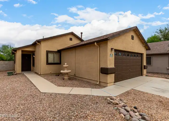 Property at 5023 S Lavender Moon Way, Tucson, AZ, 85746, 2 beds, 1 bath, [object Object]