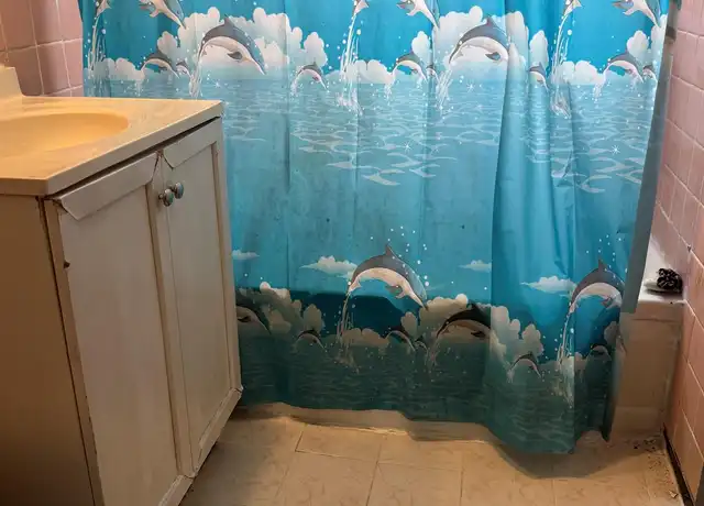 Property at 1804 Shipley Ave Unit 2, Valley Stream, NY, 11580, 2 beds, 1 bath, [object Object]