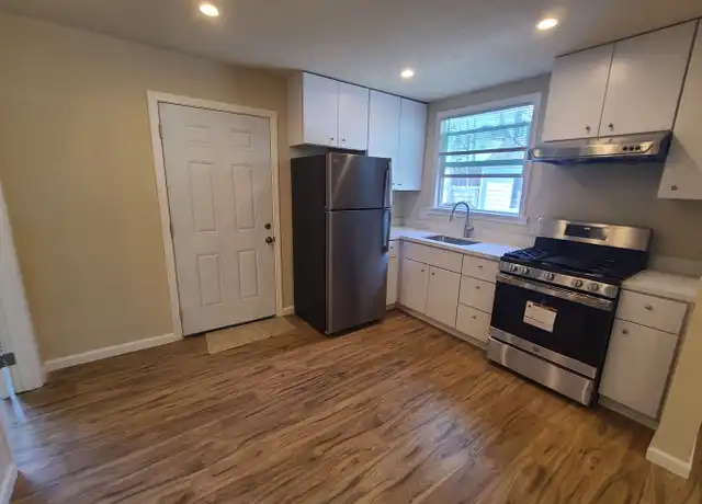 Property at 1431 Stanton St, Alameda, CA, 94501, 2 beds, 1 bath, [object Object]