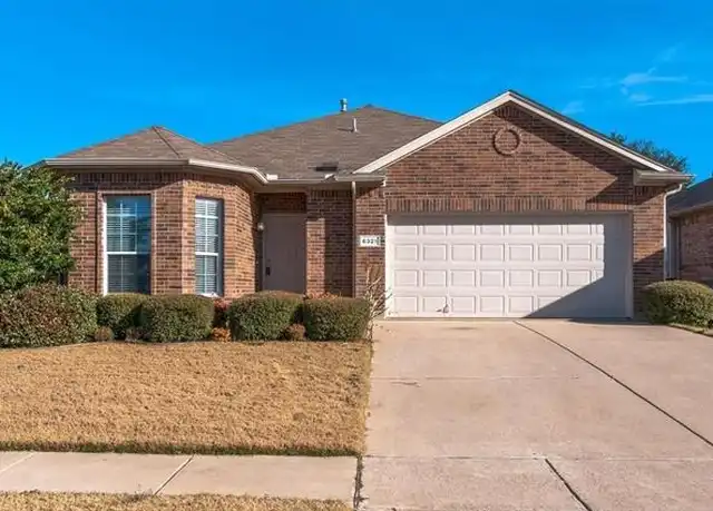 Property at 6321 Kristen Dr, Fort Worth, TX, 76131, 3 beds, 2 baths, [object Object]