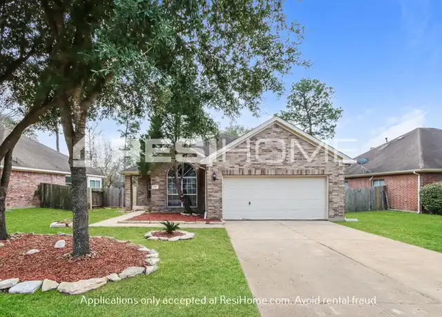 Property at 970 Fife Dr, Conroe, TX, 77301, 3 beds, 2 baths, [object Object]