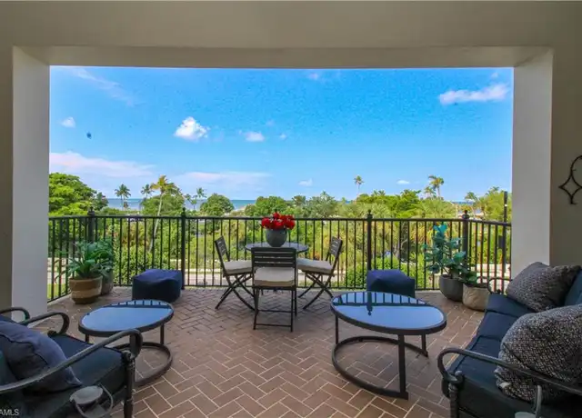 Property at 1400 Gulf Shore Blvd N #301, Naples, FL, 34102, 4 beds, 5.5 baths, [object Object]