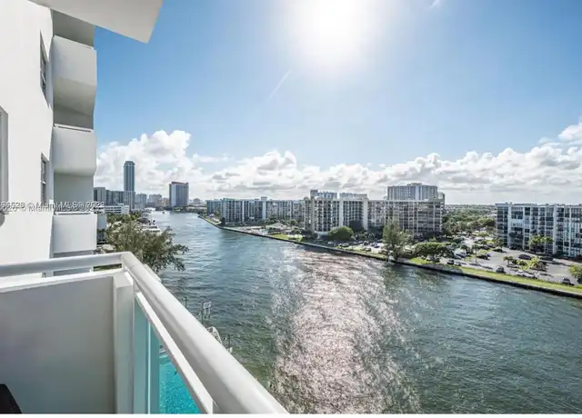 Property at 3000 S Ocean Dr #916, Hollywood, FL, 33019, 1 bed, 1.5 baths, [object Object]