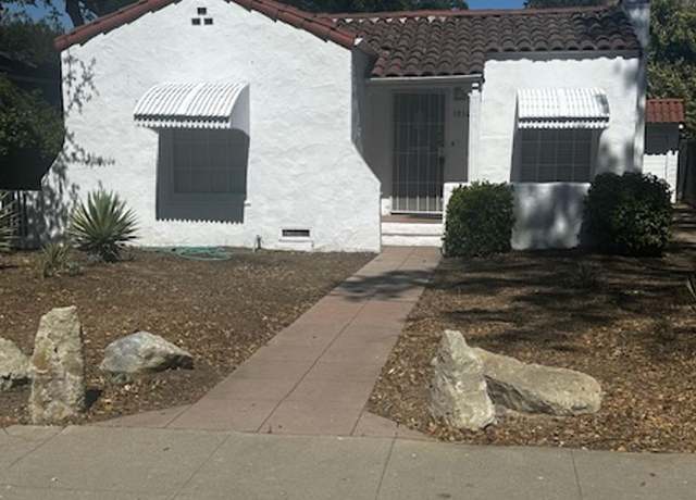 Photo of 1830 Oak St, Paso Robles, CA 93446